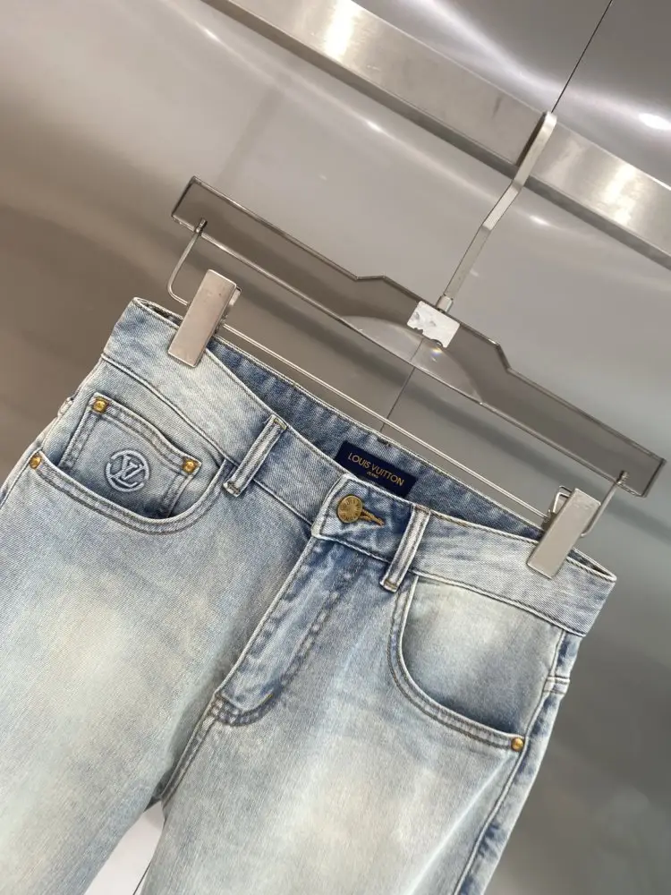 Louis Vuitton Jeans men's — Photo 3