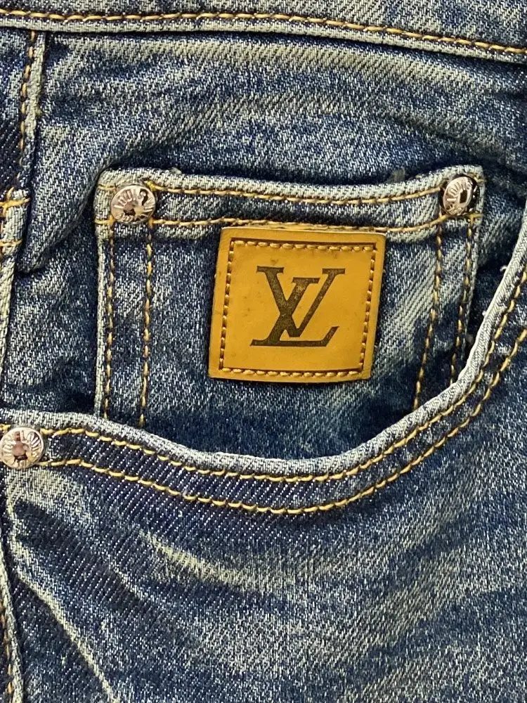 Louis Vuitton Джинсы мужские — Фото 5