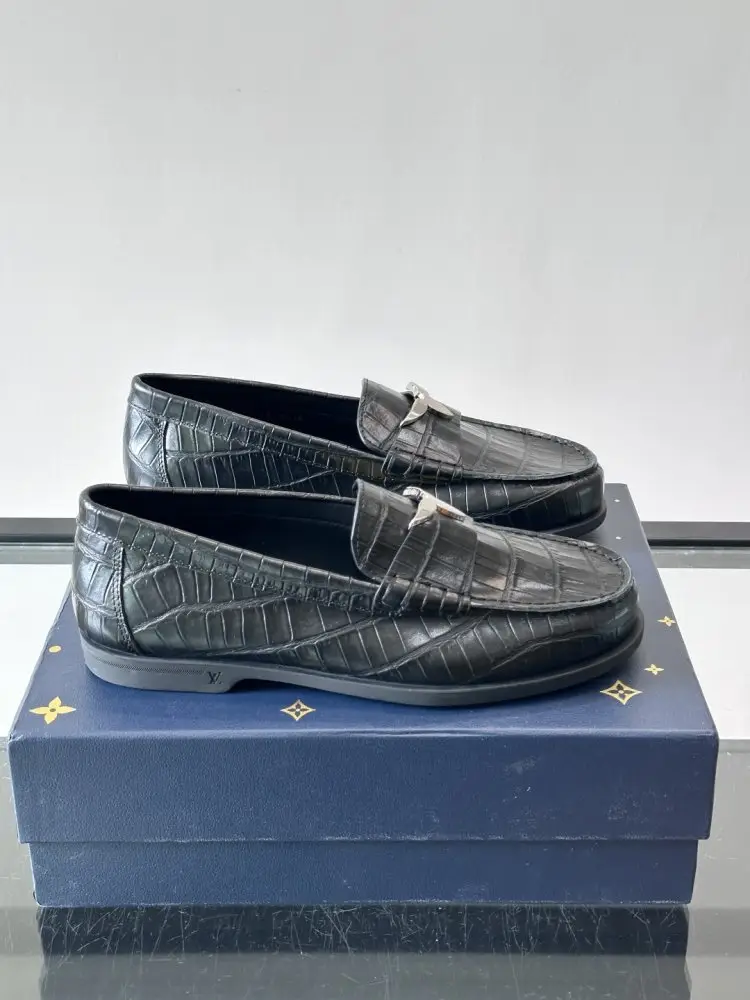 Louis Vuitton Лоферы чоловічі — Фото 1