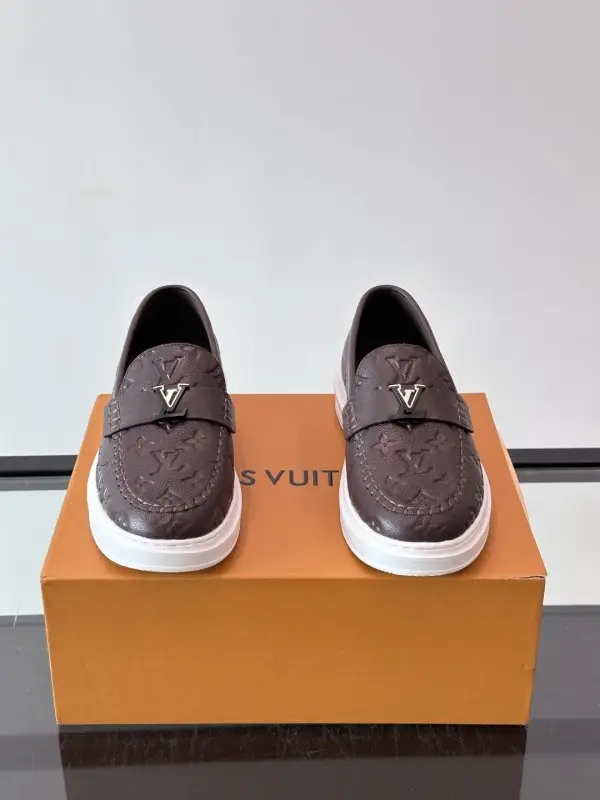 Louis Vuitton Лоферы мужские — Фото 2