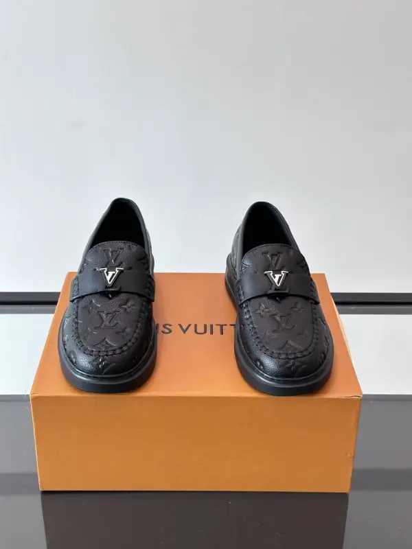 Louis Vuitton Лоферы мужские — Фото 2
