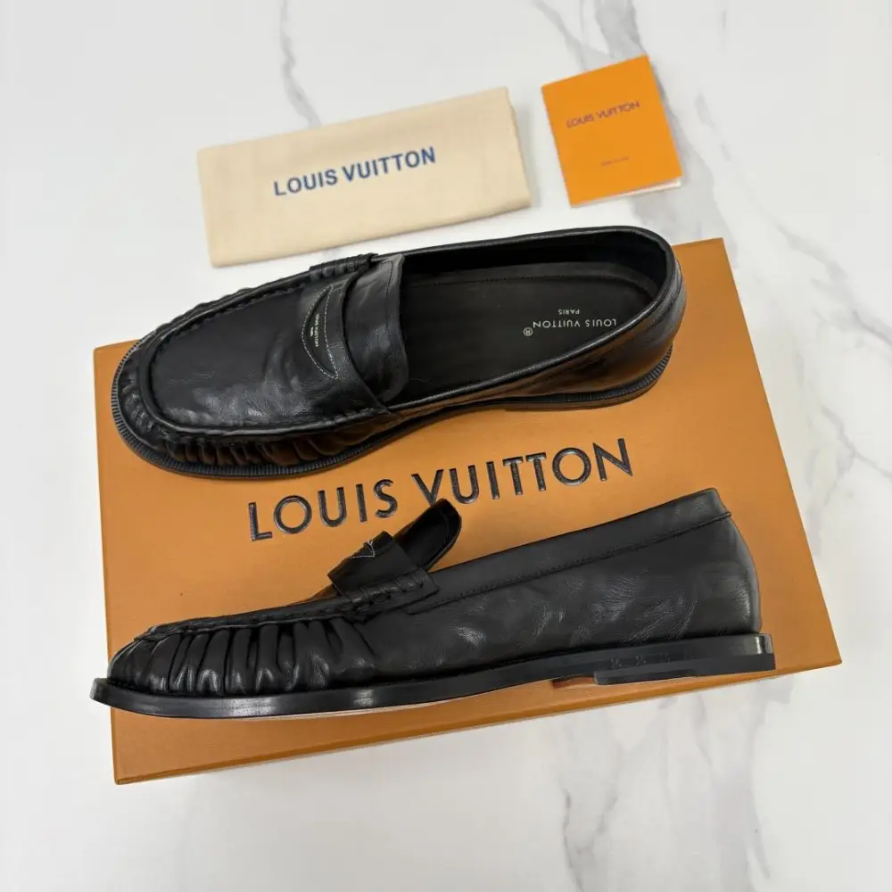 Louis Vuitton Лоферы мужские — Фото 3