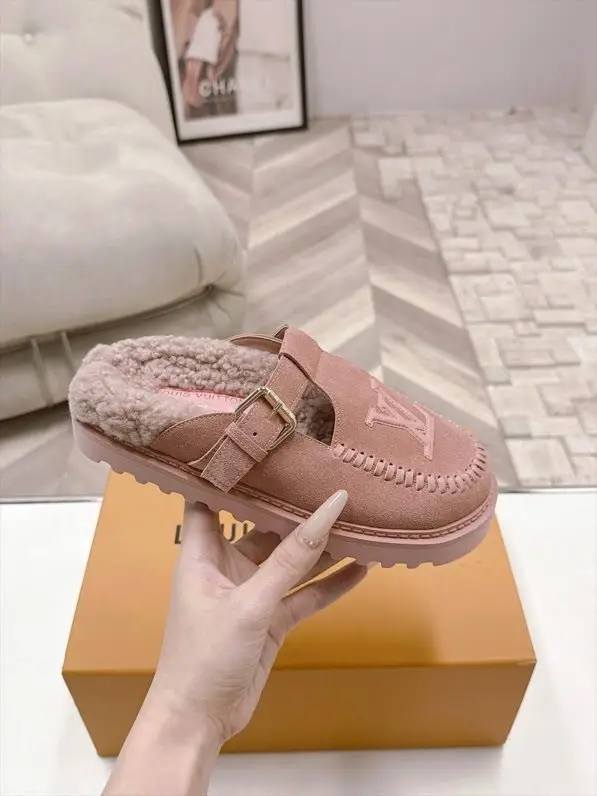 Louis Vuitton Мюли на меху женские — Фото 3