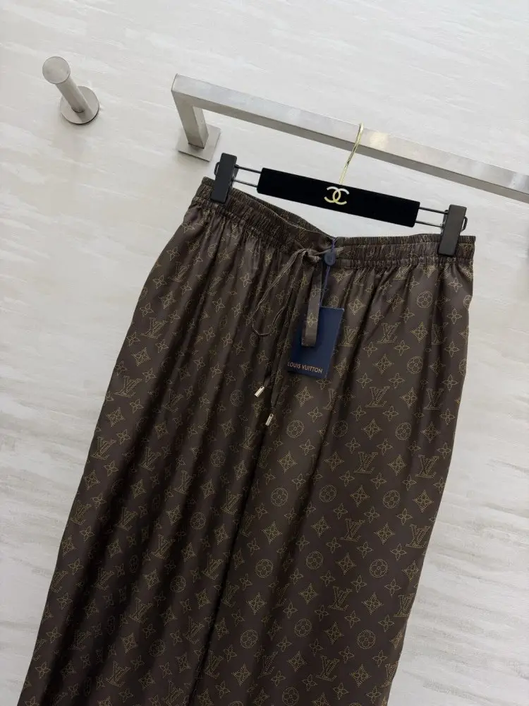 Louis Vuitton Брюки женские — Фото 5