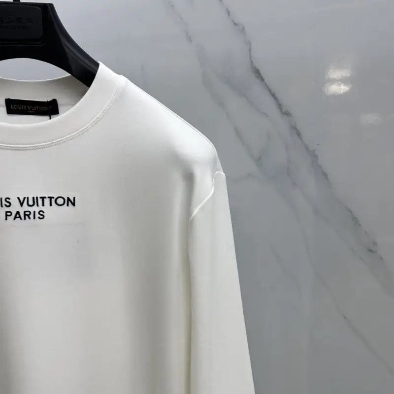 Louis Vuitton Светр чоловічий — Фото 4