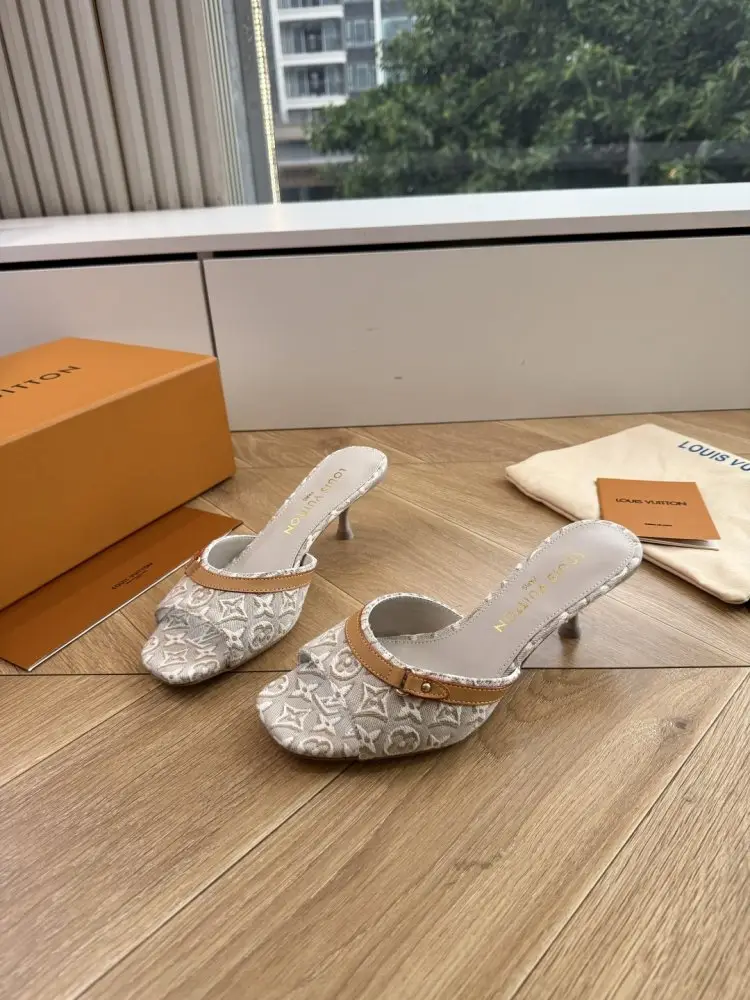 Louis Vuitton Босоножки — Фото 2