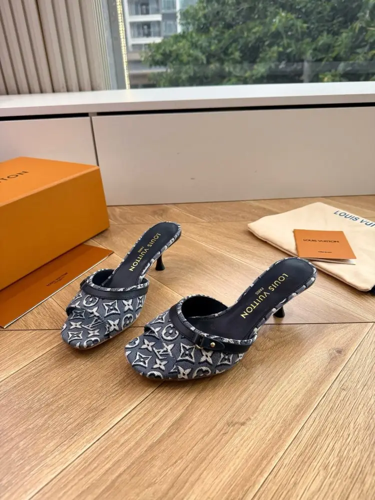 Louis Vuitton Босоножки — Фото 2