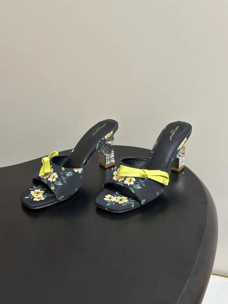 Louis Vuitton Босоніжки — Фото 3