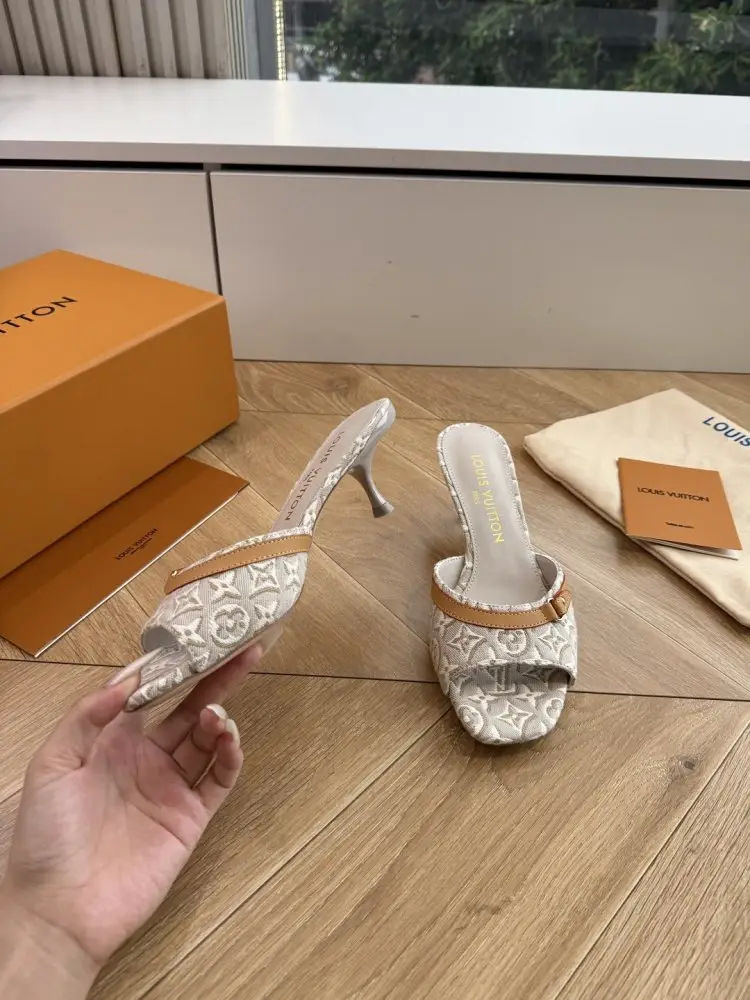 Louis Vuitton Босоножки — Фото 3