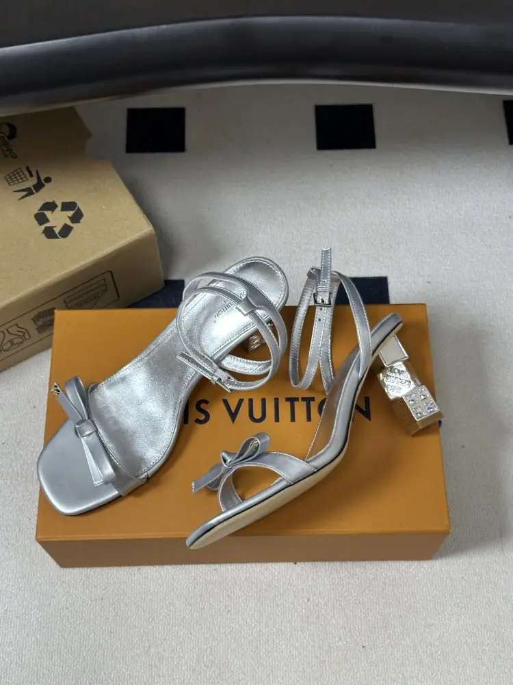 Louis Vuitton Босоножки — Фото 3
