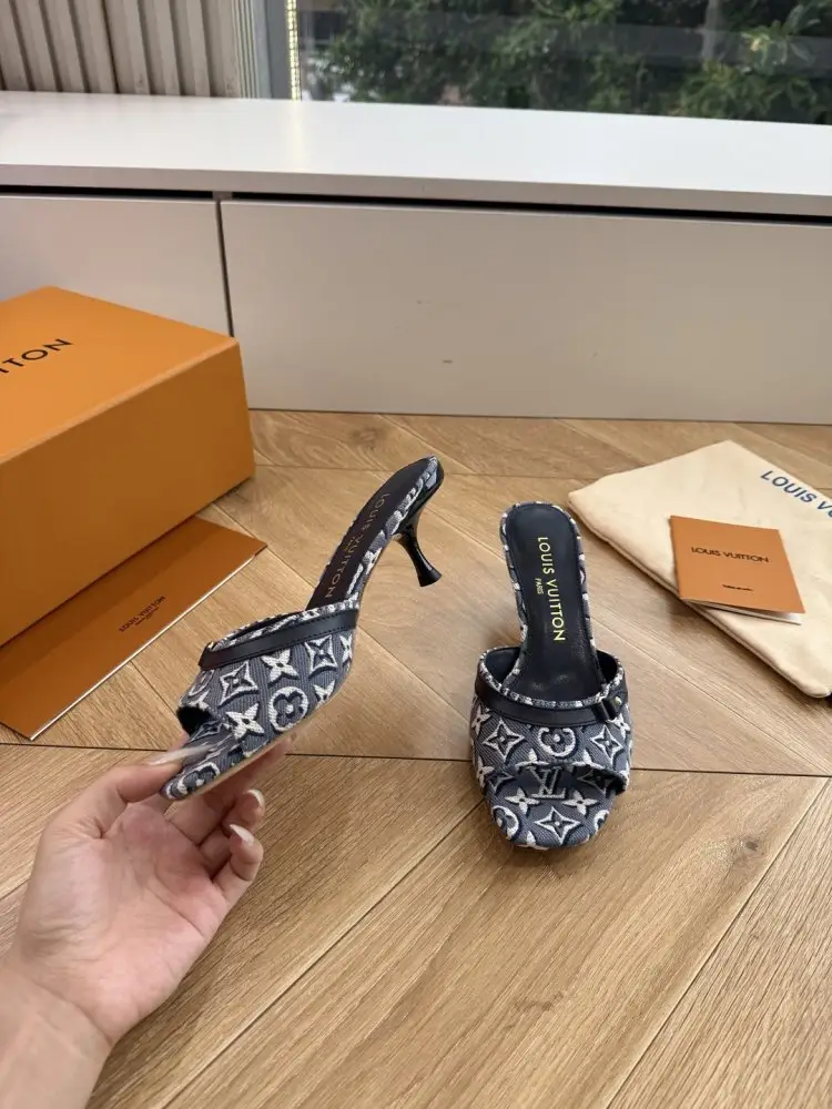 Louis Vuitton Босоножки — Фото 3