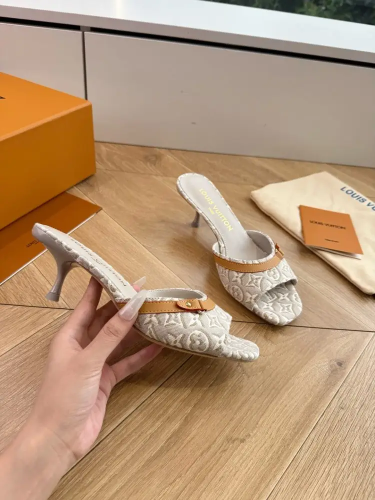 Louis Vuitton Босоножки — Фото 5