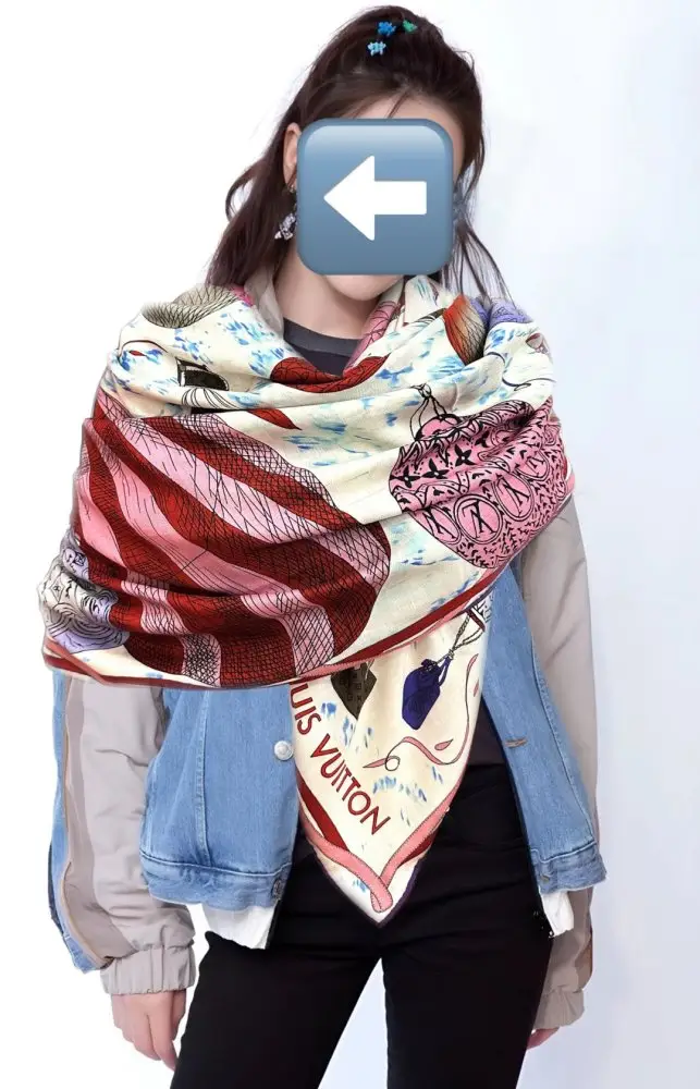 Louis Vuitton Scarf of cashmere — Photo 2