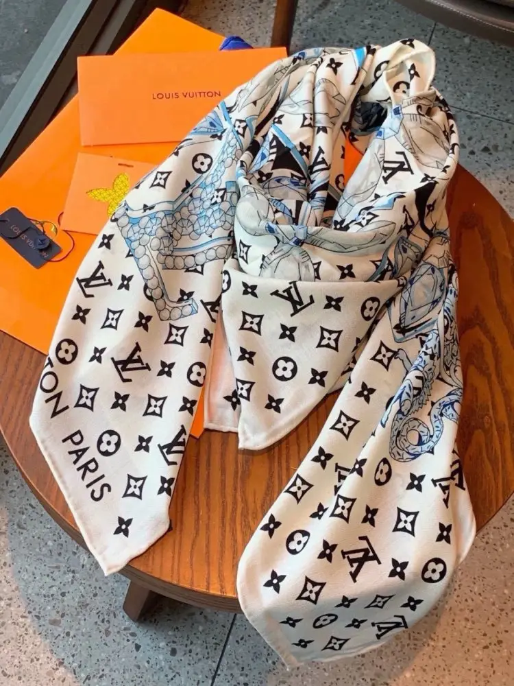 Louis Vuitton Шарф з кашеміру — Фото 4