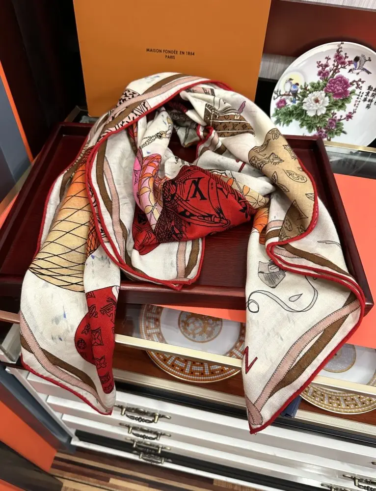 Louis Vuitton Шарф з кашеміру — Фото 4