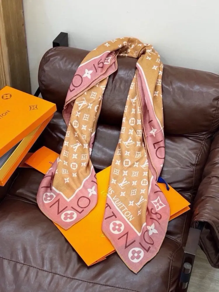 Louis Vuitton Шарф из кашемира — Фото 5