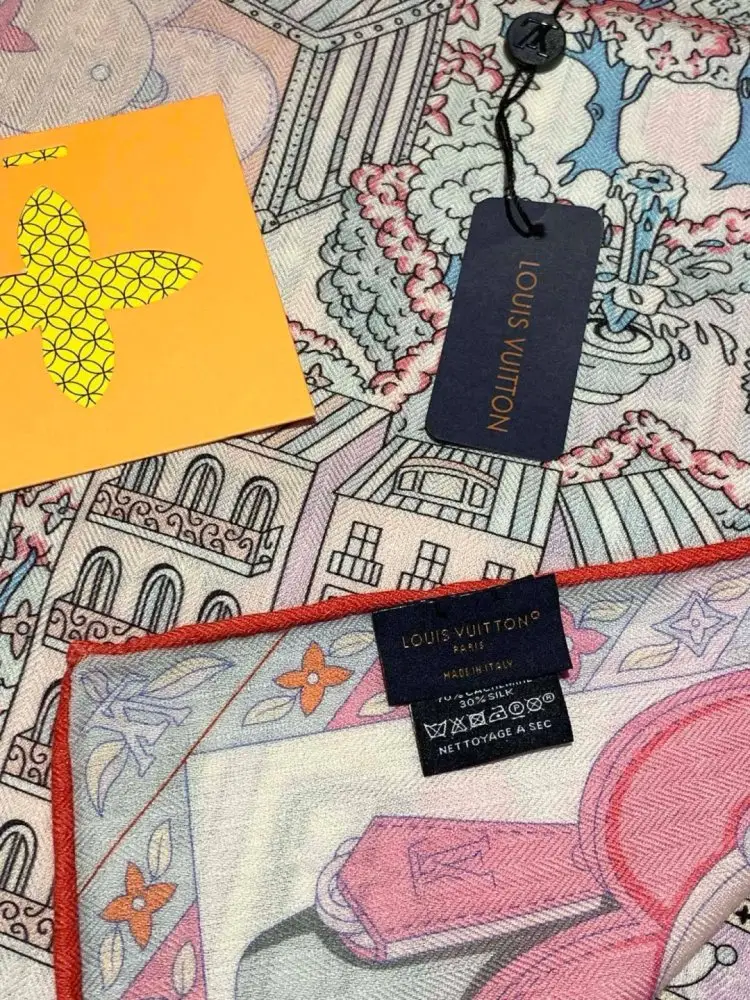 Louis Vuitton Scarf of cashmere — Photo 5