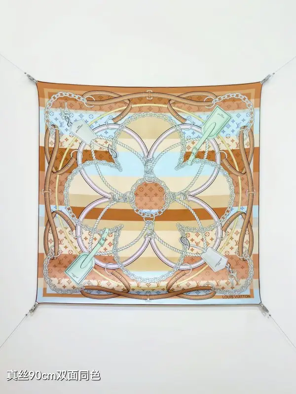 Louis Vuitton — Шаль шовкова 90x90 см