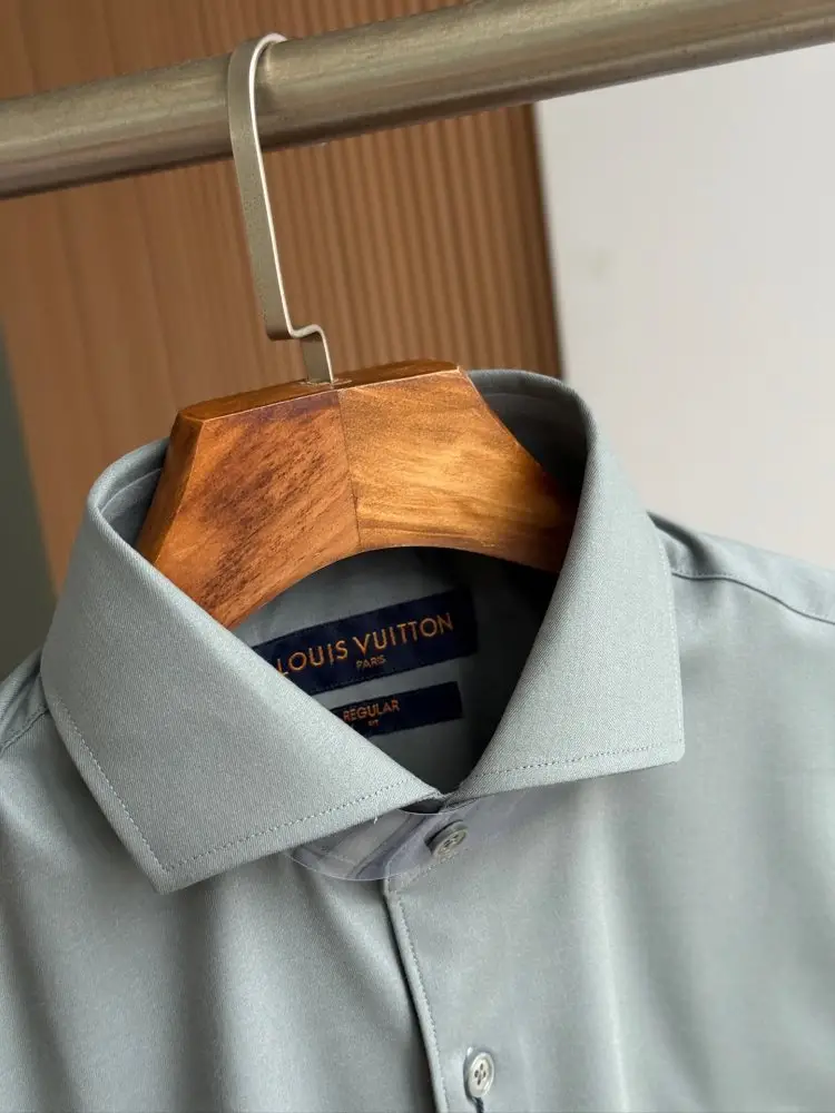Louis Vuitton Shirt men's — Photo 5