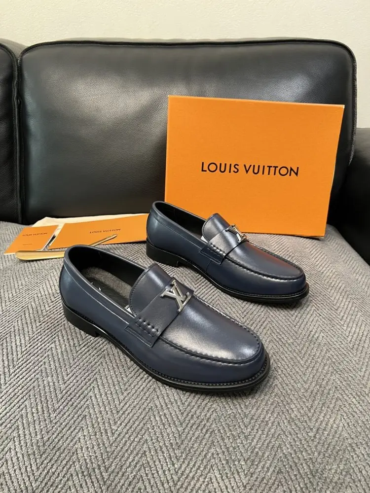 Louis Vuitton — Туфлі чоловічі
