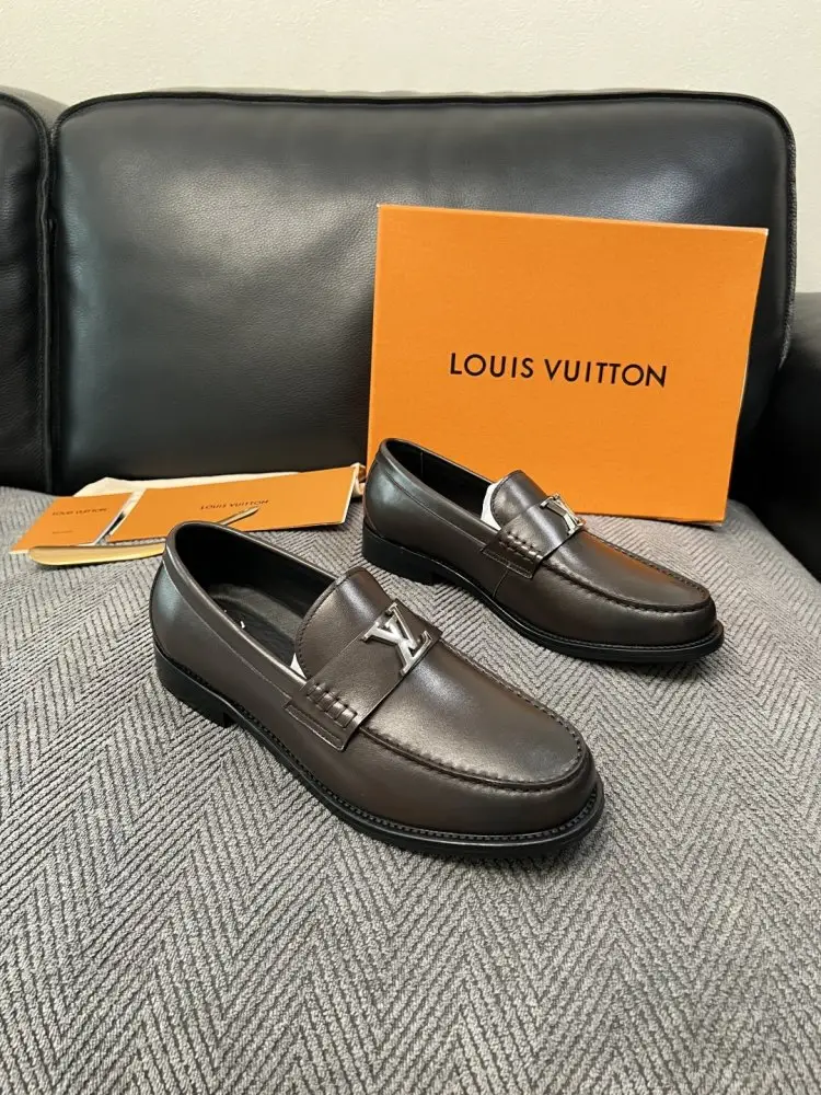 Louis Vuitton — Туфли мужские