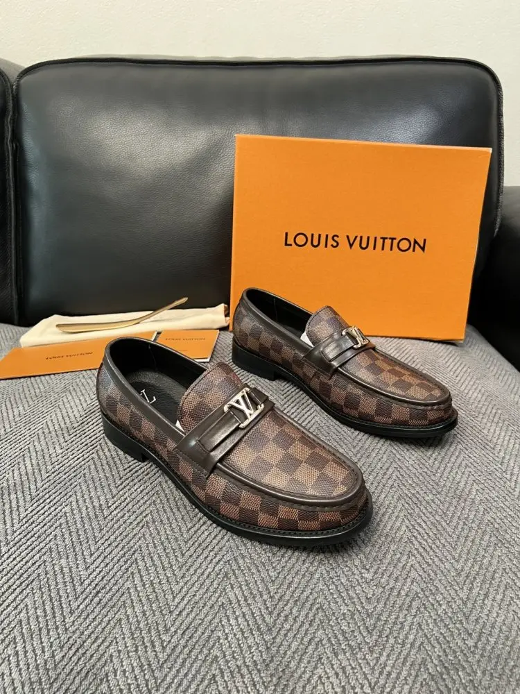 Louis Vuitton Туфлі чоловічі — Фото 1