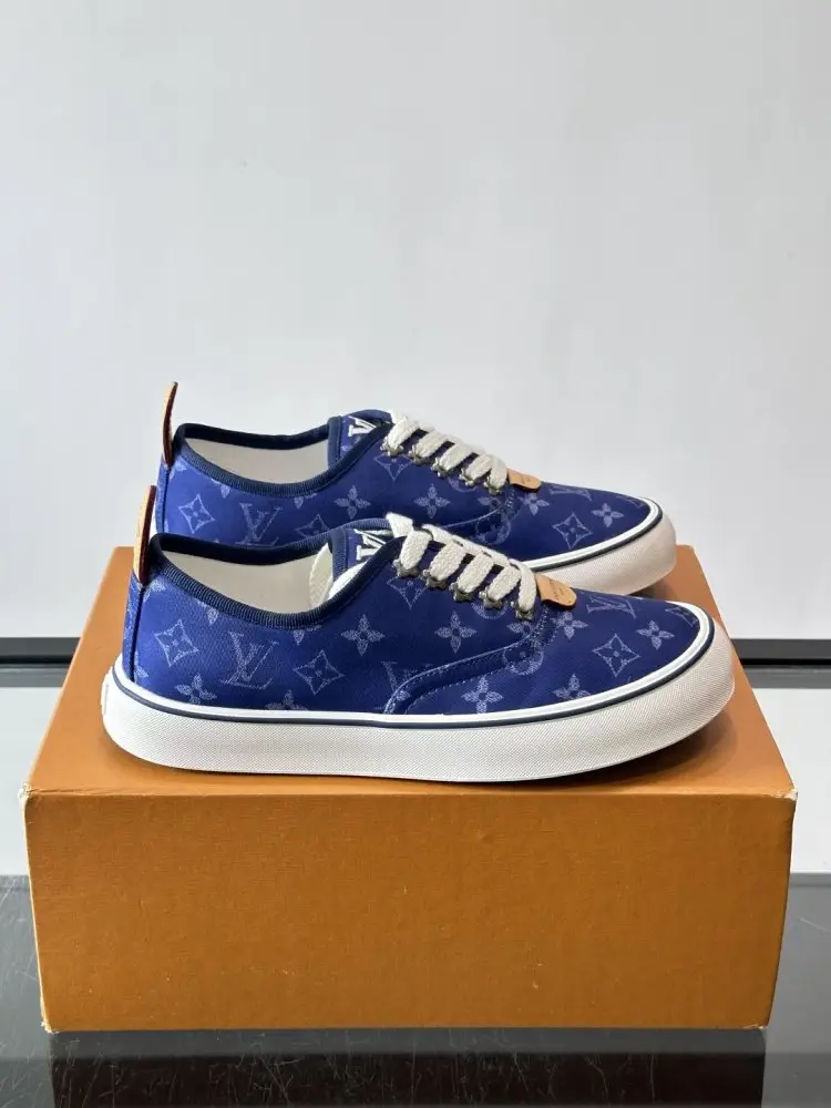 Louis Vuitton — Shoes men's