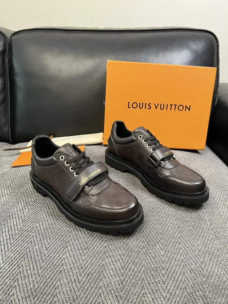 Louis Vuitton — Туфлі чоловічі