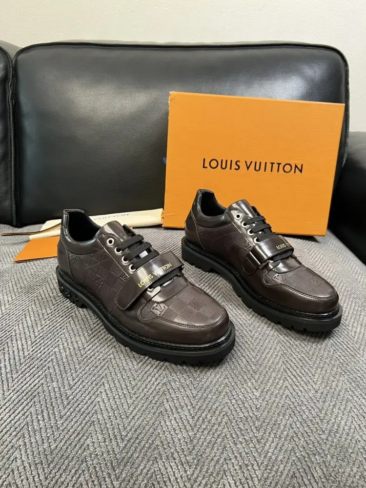 Louis Vuitton — Туфлі чоловічі