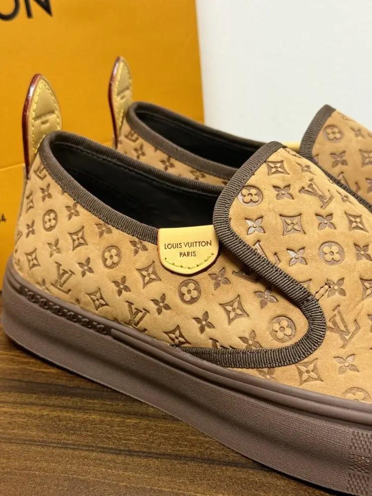 Louis Vuitton Кеды мужские — Фото 2