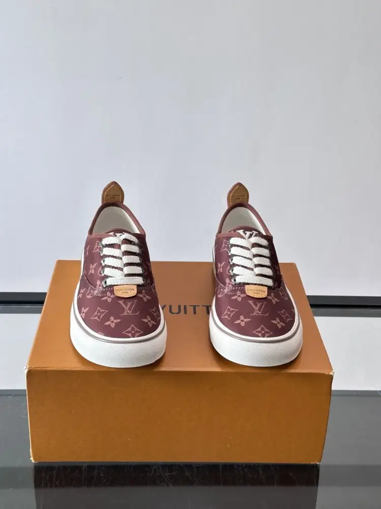 Louis Vuitton Кеди чоловічі — Фото 2