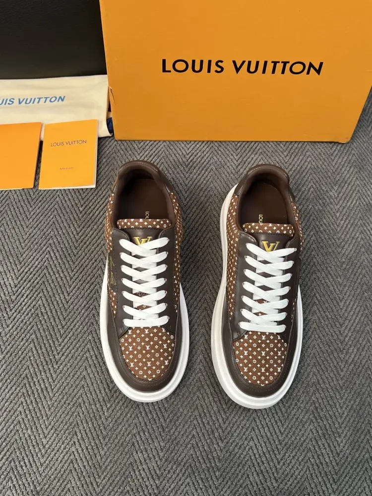 Louis Vuitton Кеди чоловічі — Фото 3