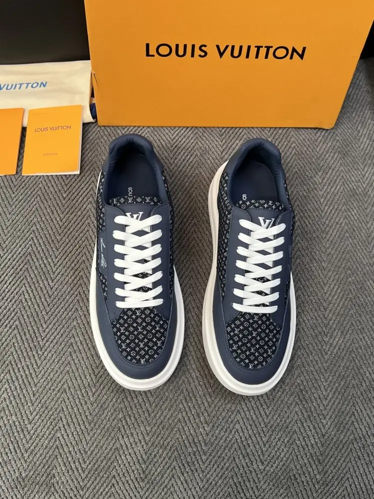 Louis Vuitton Shoes men's — Photo 3