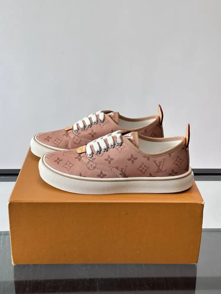 Louis Vuitton Shoes men's — Photo 3