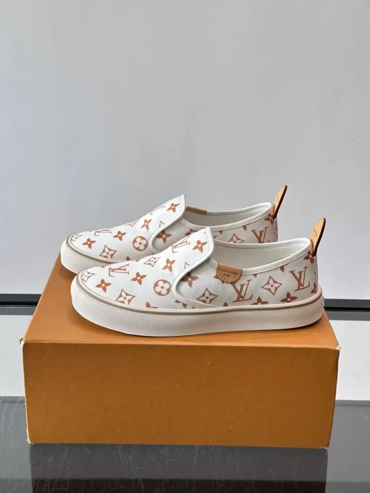 Louis Vuitton Кеди чоловічі — Фото 3
