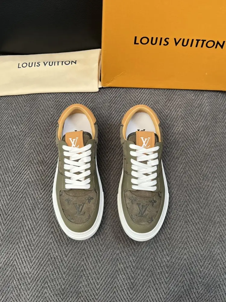 Louis Vuitton Shoes men's — Photo 3