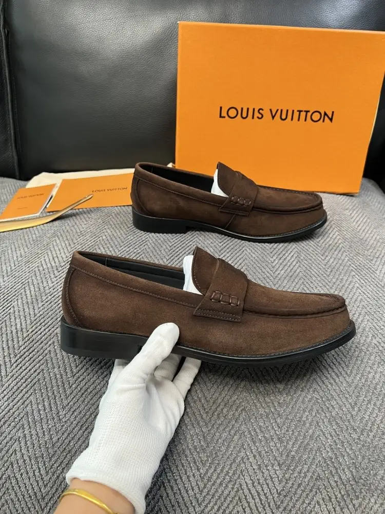 Louis Vuitton Туфлі чоловічі — Фото 4