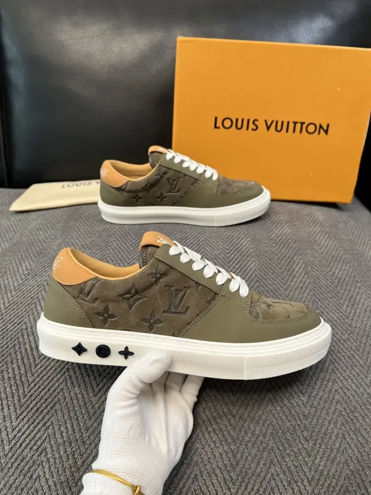 Louis Vuitton Shoes men's — Photo 4