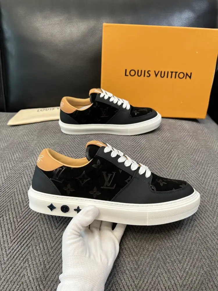 Louis Vuitton Кеды мужские — Фото 4