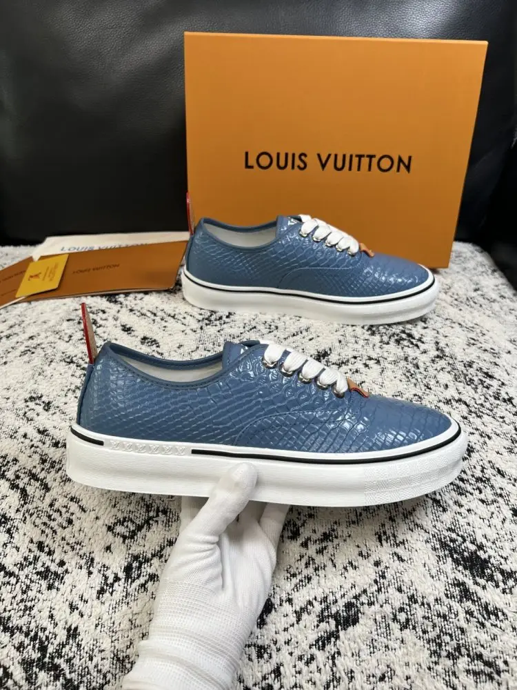 Louis Vuitton Shoes men's — Photo 4
