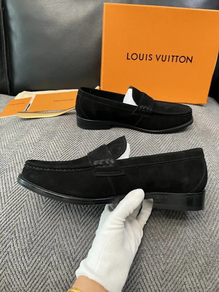Louis Vuitton Туфлі чоловічі — Фото 5
