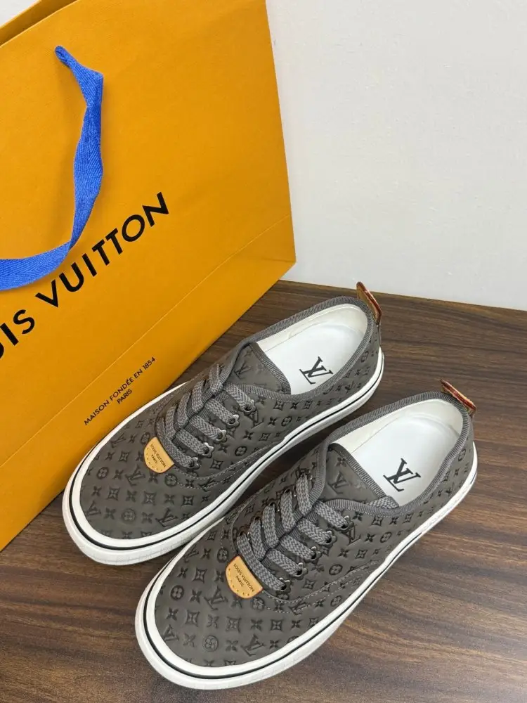 Louis Vuitton Кеди чоловічі — Фото 5