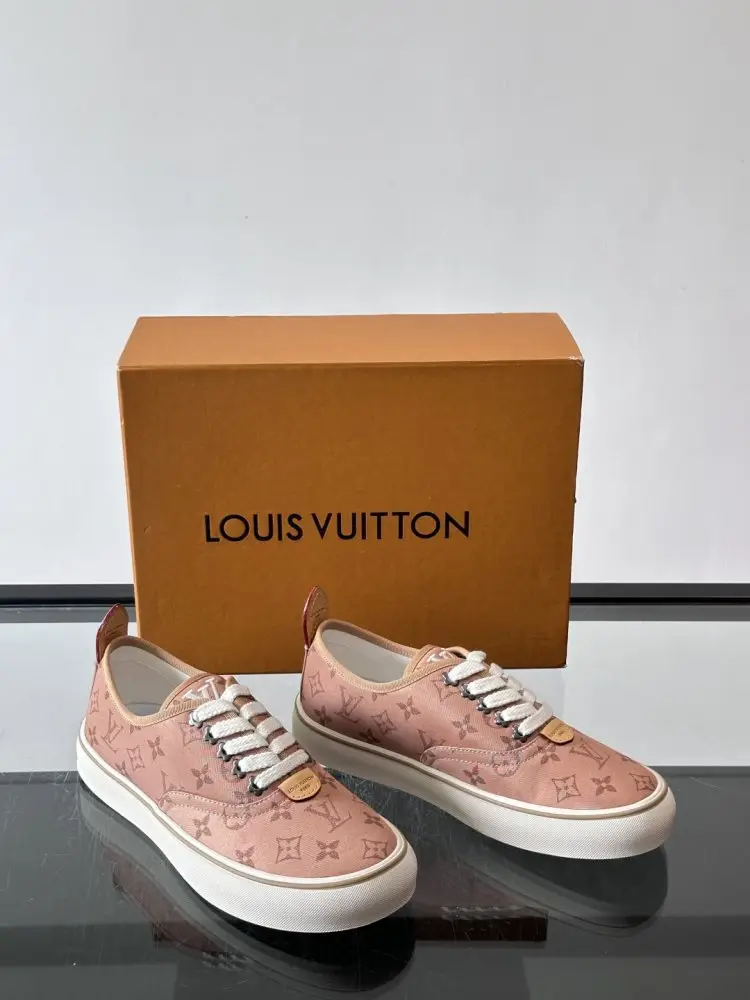 Louis Vuitton Shoes men's — Photo 5