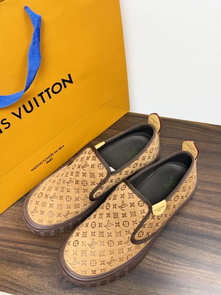 Louis Vuitton Кеды мужские — Фото 5