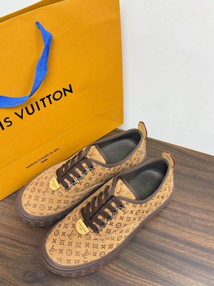 Louis Vuitton Кеды мужские — Фото 5