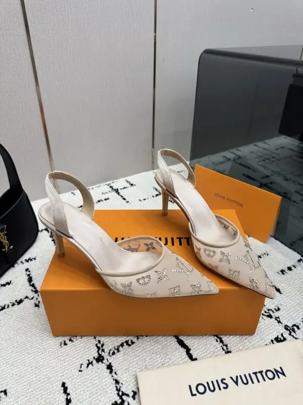 Louis Vuitton Туфли на высоком каблуке — Фото 1