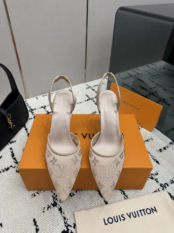 Louis Vuitton Туфли на высоком каблуке — Фото 2