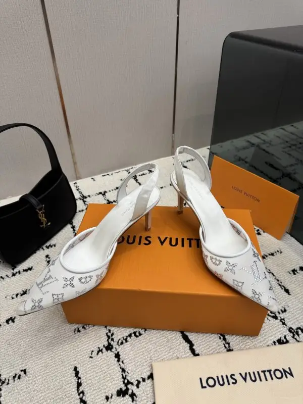 Louis Vuitton Туфлі на високому підборах — Фото 3
