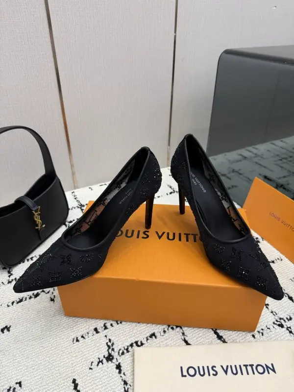 Louis Vuitton Туфлі на високому підборах — Фото 3