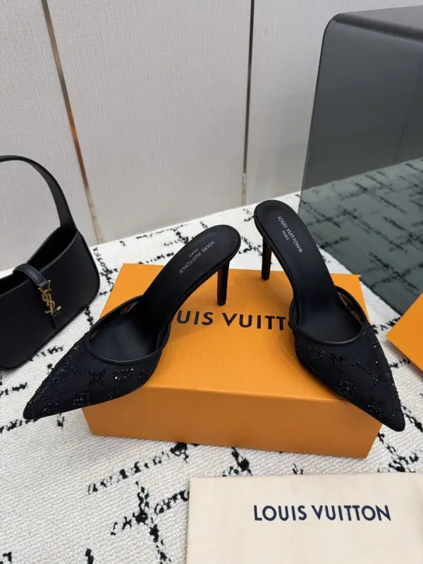 Louis Vuitton Туфли на высоком каблуке — Фото 3